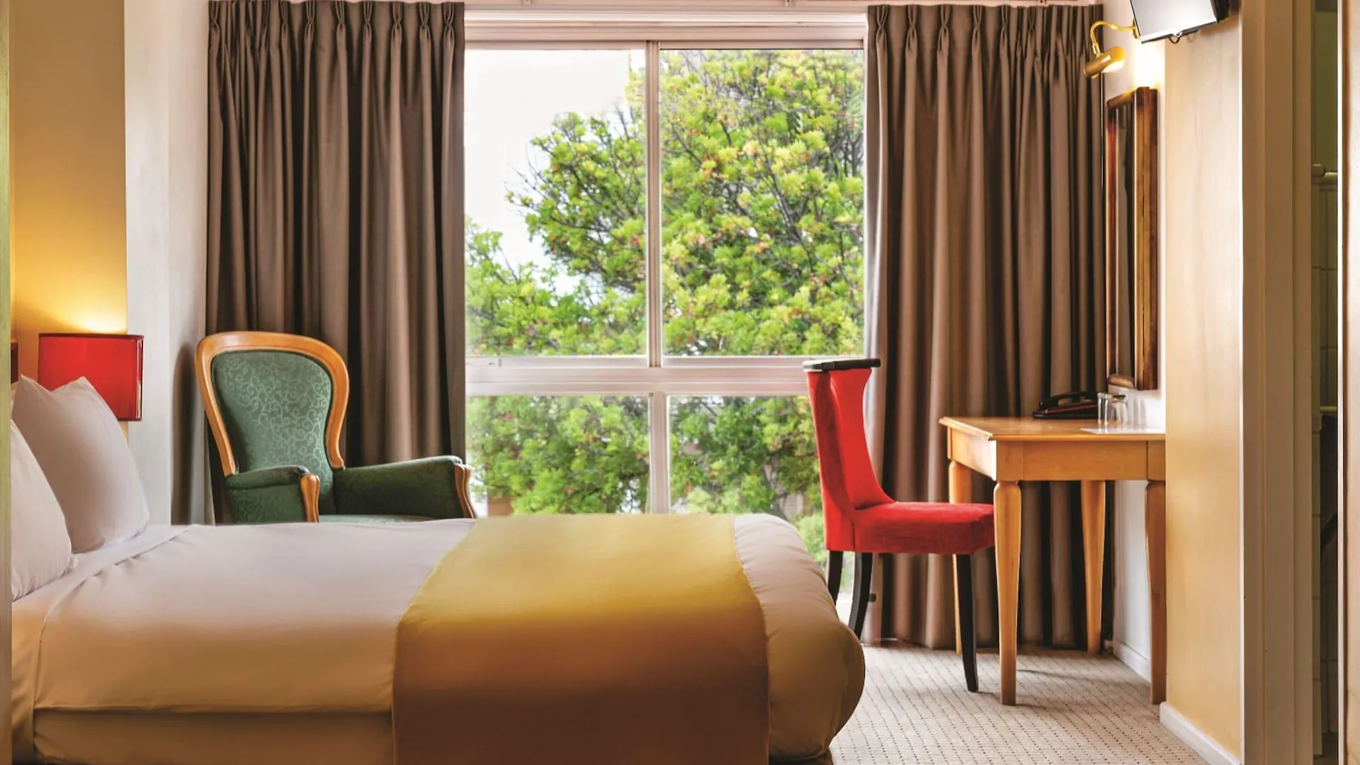 Lady Hamilton Hotel Cape Town